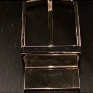 Luis Vuitton Belt
